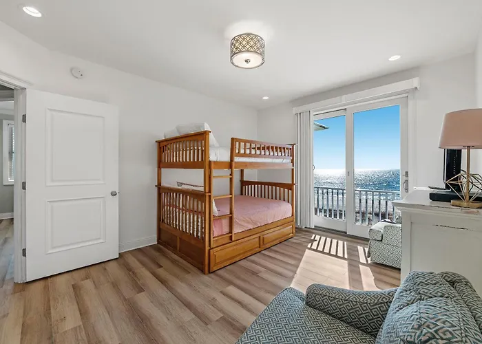 Crews Quarters By Gsvr - Beachfront With Expanded Pool & Porch - Free Activities And Golf Holiday home